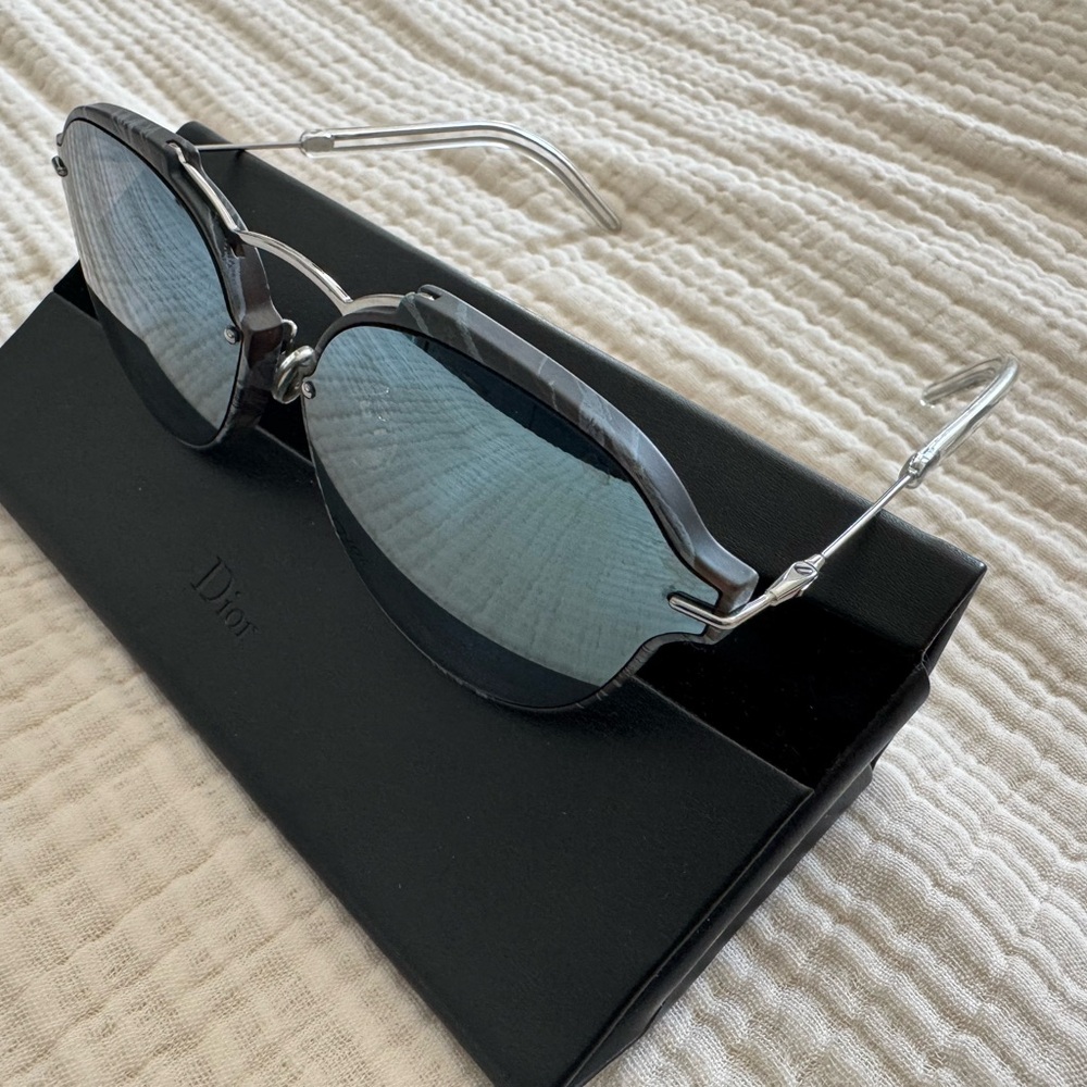 Dior Black Sunglasses - Picture 5 of 5